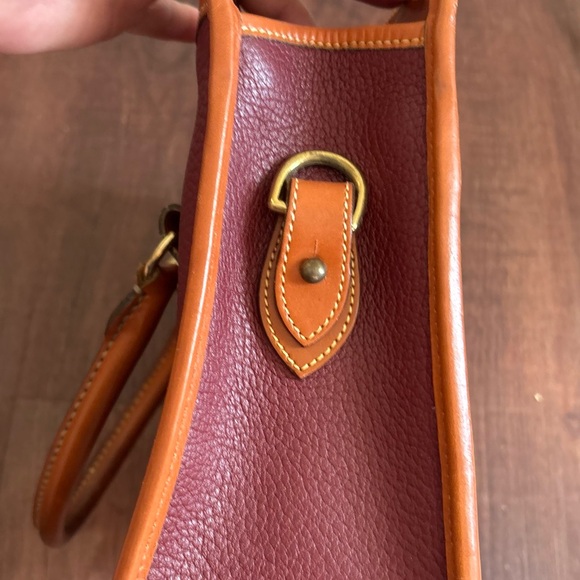 Vintage Dooney & Bourke Leather Shoulder Bag Burgundy & Tan *No Crossbody Strap - Picture 11 of 11